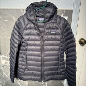 Patagonia down sweater hoody